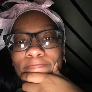 Meet your Posher, Makayla